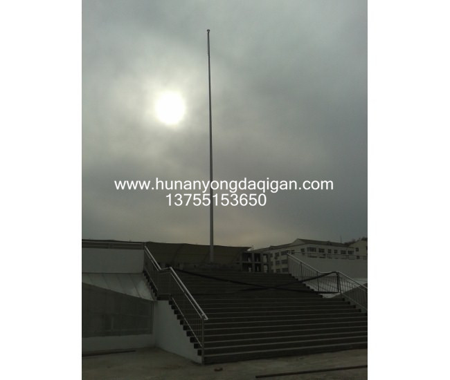 陜西延安實(shí)驗(yàn)小學(xué)16.8米上口徑80mm，下口徑214mm 304mm 5.0mm